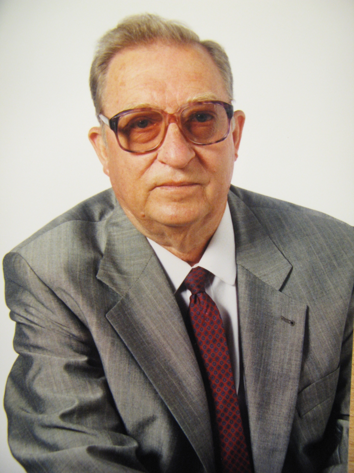 Prof. Hab. Dr. Vytautas Zykas